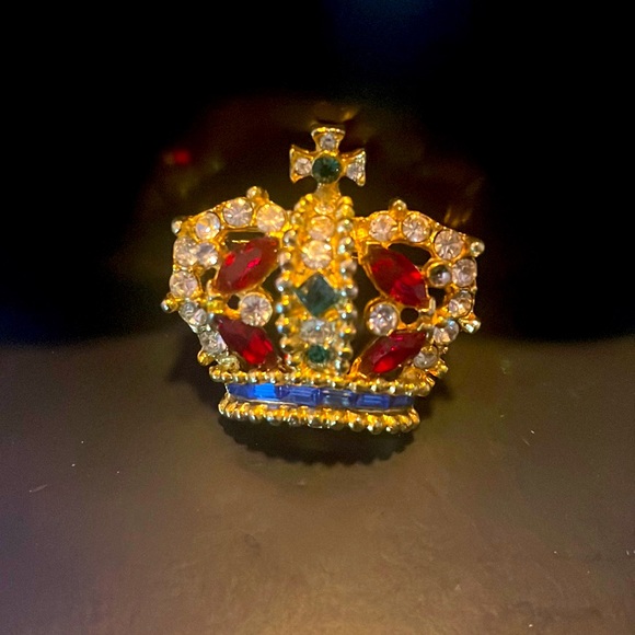 Beautiful crown brooch with crystals vintage - Picture 1 of 4